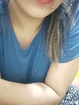 Snapshot of Tanha18 chatting on November 7, 2025, 8:57 pm Tanha18 online show from November 7, 2025, 8:57 pm