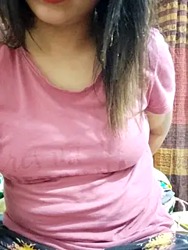 Snapshot of Tanha18 chatting on December 20, 2025, 12:24 am Tanha18 online show from December 20, 2025, 12:24 am