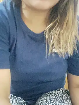 Snapshot of Tanha18 chatting on January 18, 2026, 12:19 pm Tanha18 online show from January 18, 2026, 12:19 pm