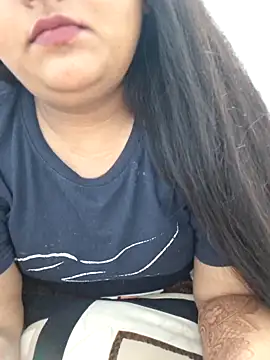 Saffroncutie online show from October 14, 2025, 11:25 pm