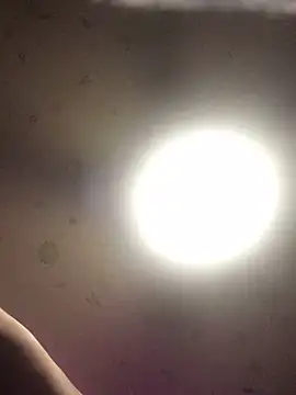 Snapshot of Kike8090 chatting on February 20, 2026, 7:54 am Kike8090 online show from February 20, 2026, 7:54 am