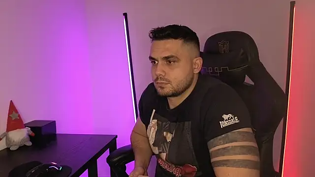 Danielbateson online show from January 12, 2026, 2:02 pm