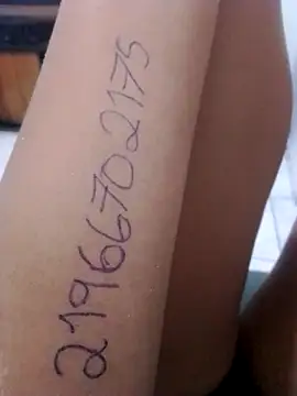 Camilanifeta online show from March 25, 2026, 10:30 pm