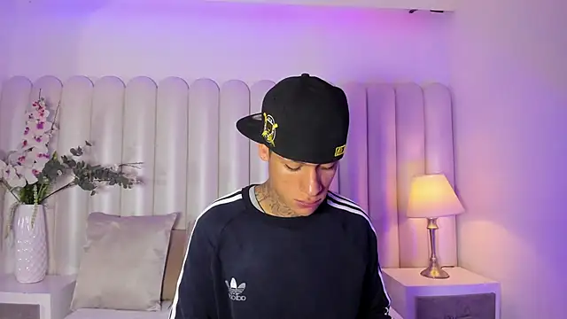 GaelCarter online show from November 8, 2025, 3:32 am