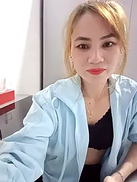 Snapshot of Labi2k chatting on December 14, 2025, 8:09 am Labi2k online show from December 14, 2025, 8:09 am