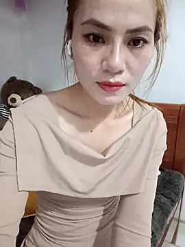 Snapshot of Labi2k chatting on October 29, 2025, 3:33 pm Labi2k online show from October 29, 2025, 3:33 pm