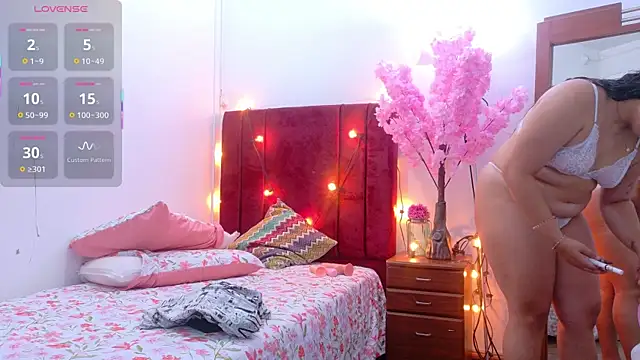 Snapshot of chubbykinkyygirl chatting on November 8, 2025, 12:42 pm chubbykinkyygirl online show from November 8, 2025, 12:42 pm