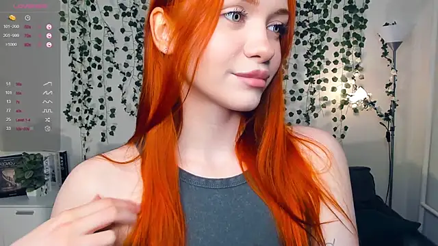 Snapshot of Foxy_blush chatting on October 26, 2025, 7:03 pm Foxy blush online show from October 26, 2025, 7:03 pm