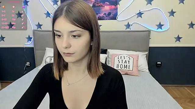 Snapshot of MargoChill chatting on October 24, 2025, 1:32 pm MargoChill online show from October 24, 2025, 1:32 pm