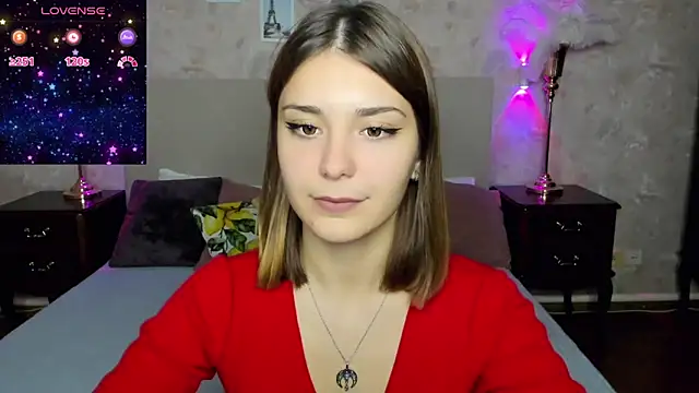 Snapshot of MargoChill chatting on October 30, 2025, 2:36 pm MargoChill online show from October 30, 2025, 2:36 pm