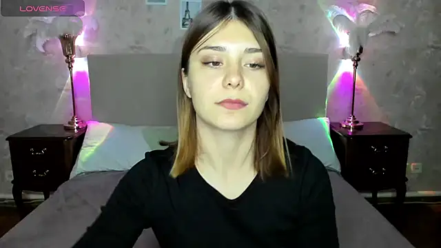 Snapshot of MargoChill chatting on December 1, 2025, 2:07 pm MargoChill online show from December 1, 2025, 2:07 pm