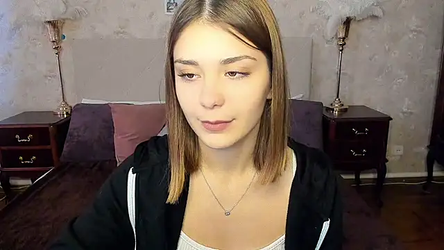 Snapshot of MargoChill chatting on October 23, 2025, 1:32 pm MargoChill online show from October 23, 2025, 1:32 pm