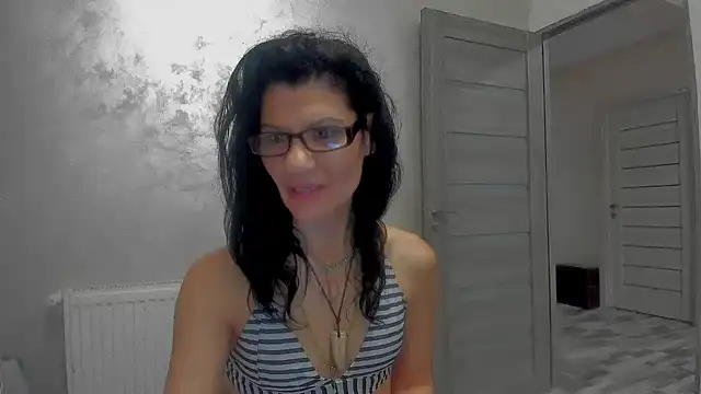 SweetSin40 online show from January 8, 2026, 8:15 pm