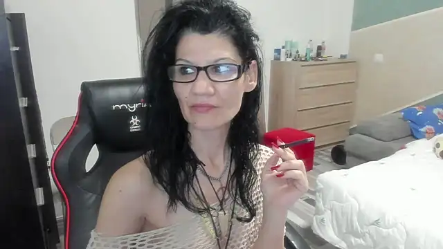 SweetSin40 online show from March 28, 2026, 7:15 pm