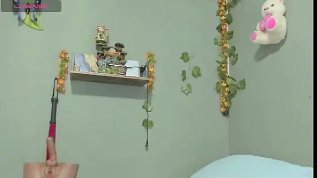 Snapshot of Sharlott_smith chatting on October 24, 2025, 7:57 pm Sharlott smith online show from October 24, 2025, 7:57 pm