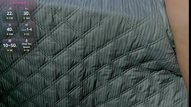 Snapshot of Sharlott_smith chatting on November 7, 2025, 8:13 pm Sharlott smith online show from November 7, 2025, 8:13 pm