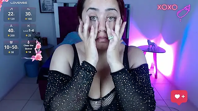 Snapshot of Rouse_f_w chatting on November 19, 2025, 1:33 pm Rouse f w online show from November 19, 2025, 1:33 pm