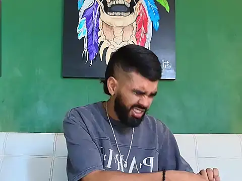 Snapshot of black_kameron_ chatting on November 26, 2025, 8:31 pm black kameron online show from November 26, 2025, 8:31 pm