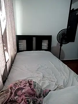 Snapshot of Ruberga20 chatting on November 16, 2025, 2:22 pm Ruberga20 online show from November 16, 2025, 2:22 pm