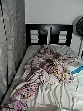 Snapshot of Ruberga20 chatting on November 12, 2025, 7:56 am Ruberga20 online show from November 12, 2025, 7:56 am