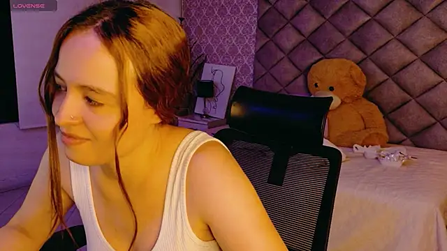 CARO ADAMS1 online show from March 5, 2026, 1:24 am