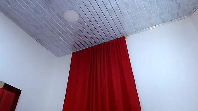 Snapshot of VioletGil_Party_ chatting on December 3, 2025, 7:35 pm VioletGil Party online show from December 3, 2025, 7:35 pm