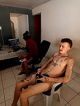 Snapshot of RuivoDotado24cm chatting on December 4, 2025, 4:39 pm RuivoDotado24cm online show from December 4, 2025, 4:39 pm