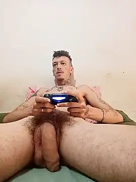 Snapshot of RuivoDotado24cm chatting on October 20, 2025, 3:23 pm RuivoDotado24cm online show from October 20, 2025, 3:23 pm