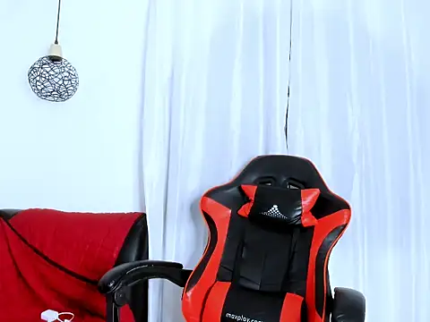 amber love03 online show from November 14, 2025, 2:48 am