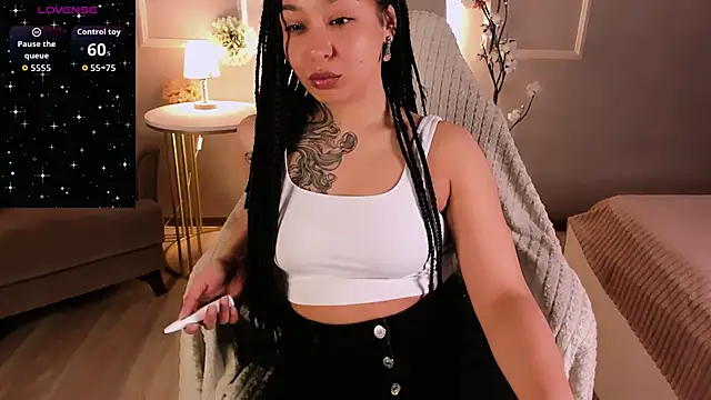 Aisha Goldstein online show from April 14, 2026, 5:45 am