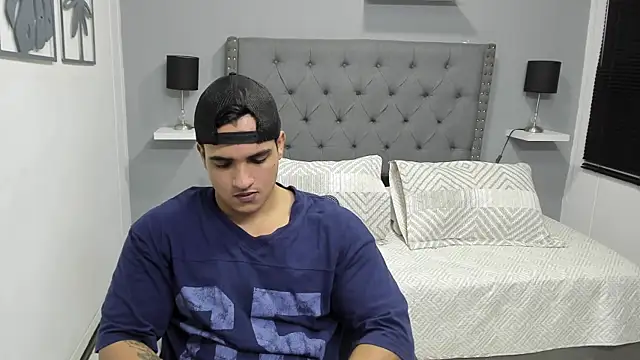 violeta and maxx online show from December 16, 2025, 12:37 am