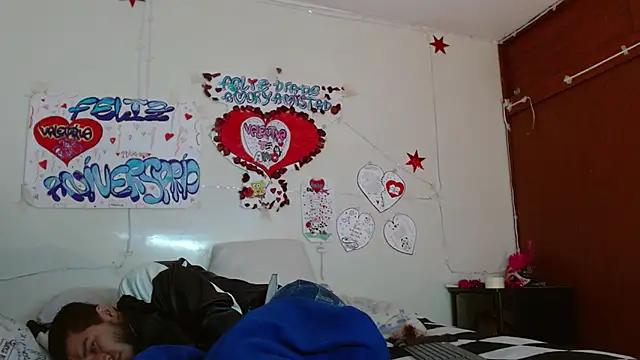 picante70  online show from April 17, 2026, 11:57 am