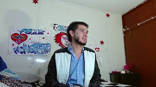 picante70  online show from April 15, 2026, 2:50 am