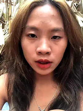 namicute online show from December 17, 2025, 6:51 am