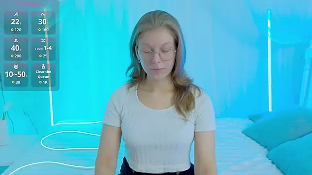 Angelie  Eyes online show from October 18, 2025, 2:08 pm