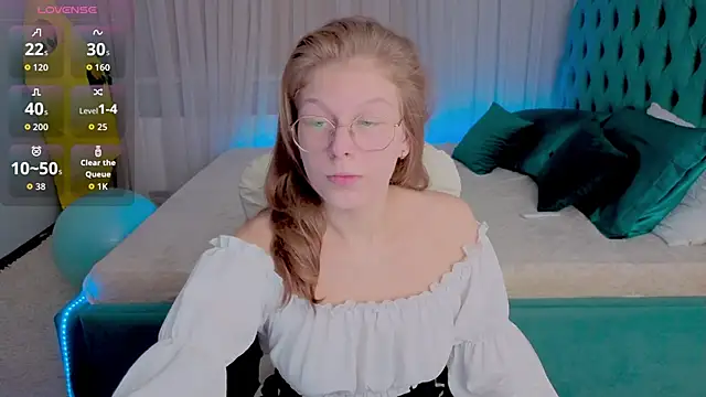 Angelie  Eyes online show from November 4, 2025, 3:05 pm