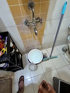 crawlerdrill online show from October 27, 2025, 3:18 am