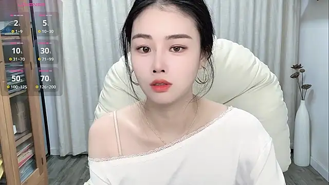 Snapshot of XFDLL-BAOBEI chatting on October 17, 2025, 1:31 am XFDLL-BAOBEI online show from October 17, 2025, 1:31 am