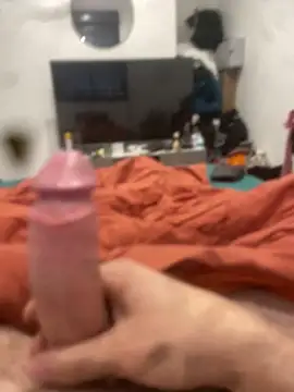 kevin-huge online show from April 21, 2026, 4:35 pm