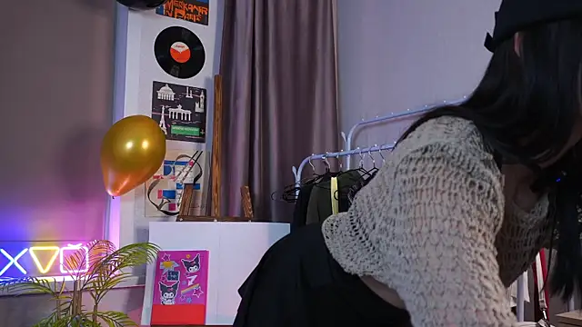 Snapshot of ariyour chatting on November 1, 2025, 2:44 pm ariyour online show from November 1, 2025, 2:44 pm