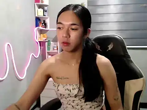 miatrixs online show from November 22, 2025, 5:23 pm