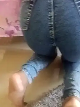 Snapshot of kajal_jadhav chatting on October 21, 2025, 10:25 am kajal jadhav online show from October 21, 2025, 10:25 am