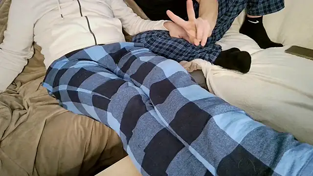 Snapshot of Twilightboys chatting on October 28, 2025, 1:43 pm Twilightboys online show from October 28, 2025, 1:43 pm