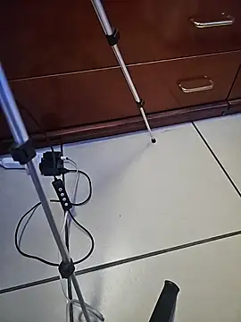 Babiwife online show from December 17, 2025, 3:22 am