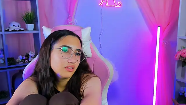 RebeckaThornton online show from October 26, 2025, 3:01 pm