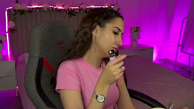 RebeckaThornton online show from November 17, 2025, 3:16 pm