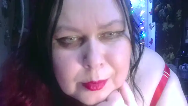 CharleeKendall online show from March 5, 2026, 9:39 am