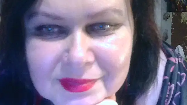 Snapshot of CharleeKendall chatting on November 15, 2025, 6:45 pm CharleeKendall online show from November 15, 2025, 6:45 pm