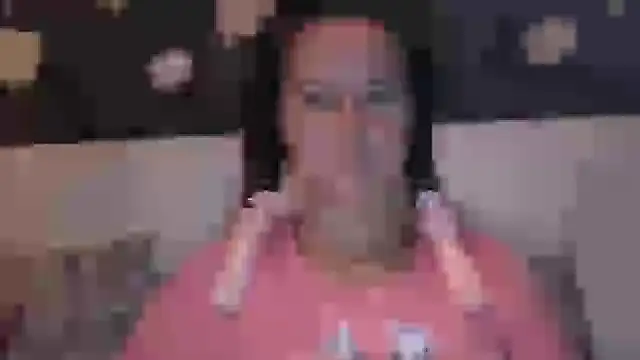 Snapshot of GiaaCaranggi chatting on October 22, 2025, 6:29 pm GiaaCaranggi online show from October 22, 2025, 6:29 pm