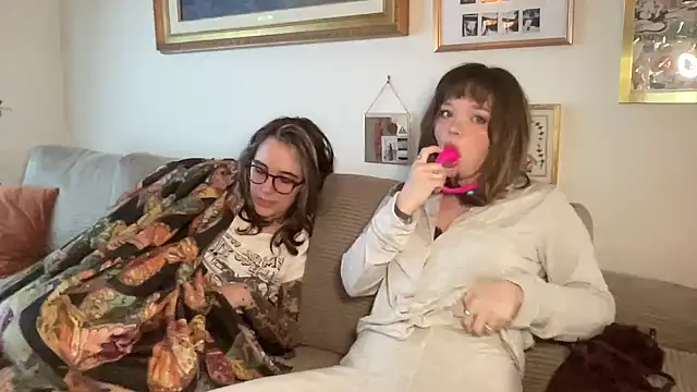 lill daddysgirl online show from January 11, 2026, 5:42 pm